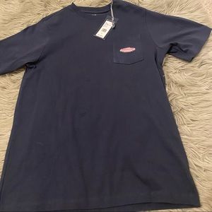blue limited edition christmas vineyard vines tee